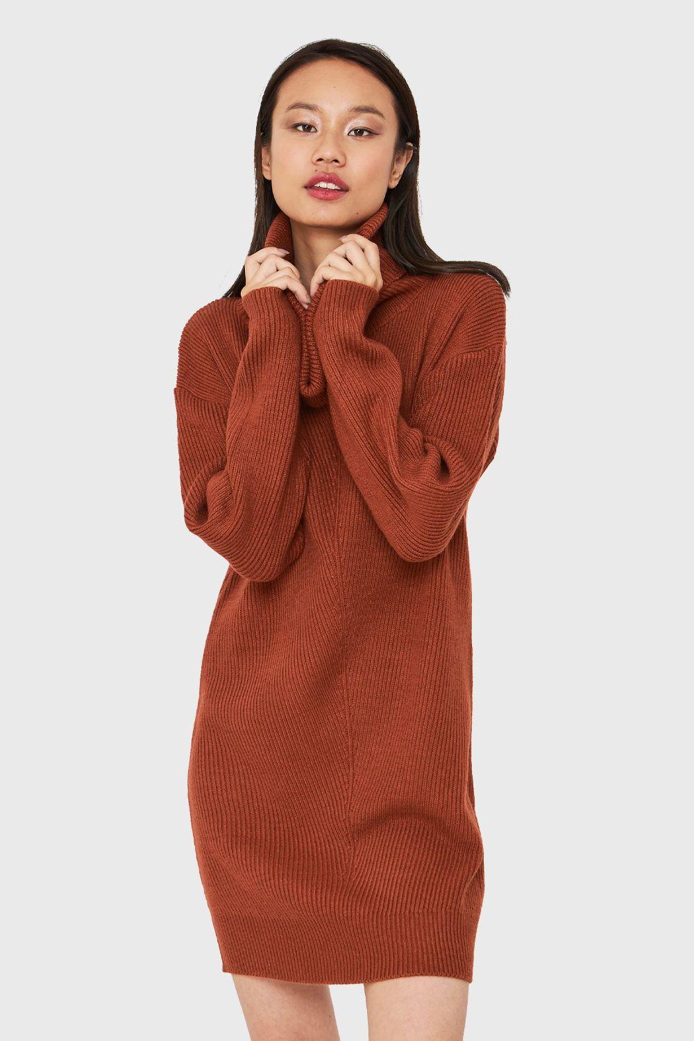 Sweater Vestido Cuello Alto Café Nicopoly-4