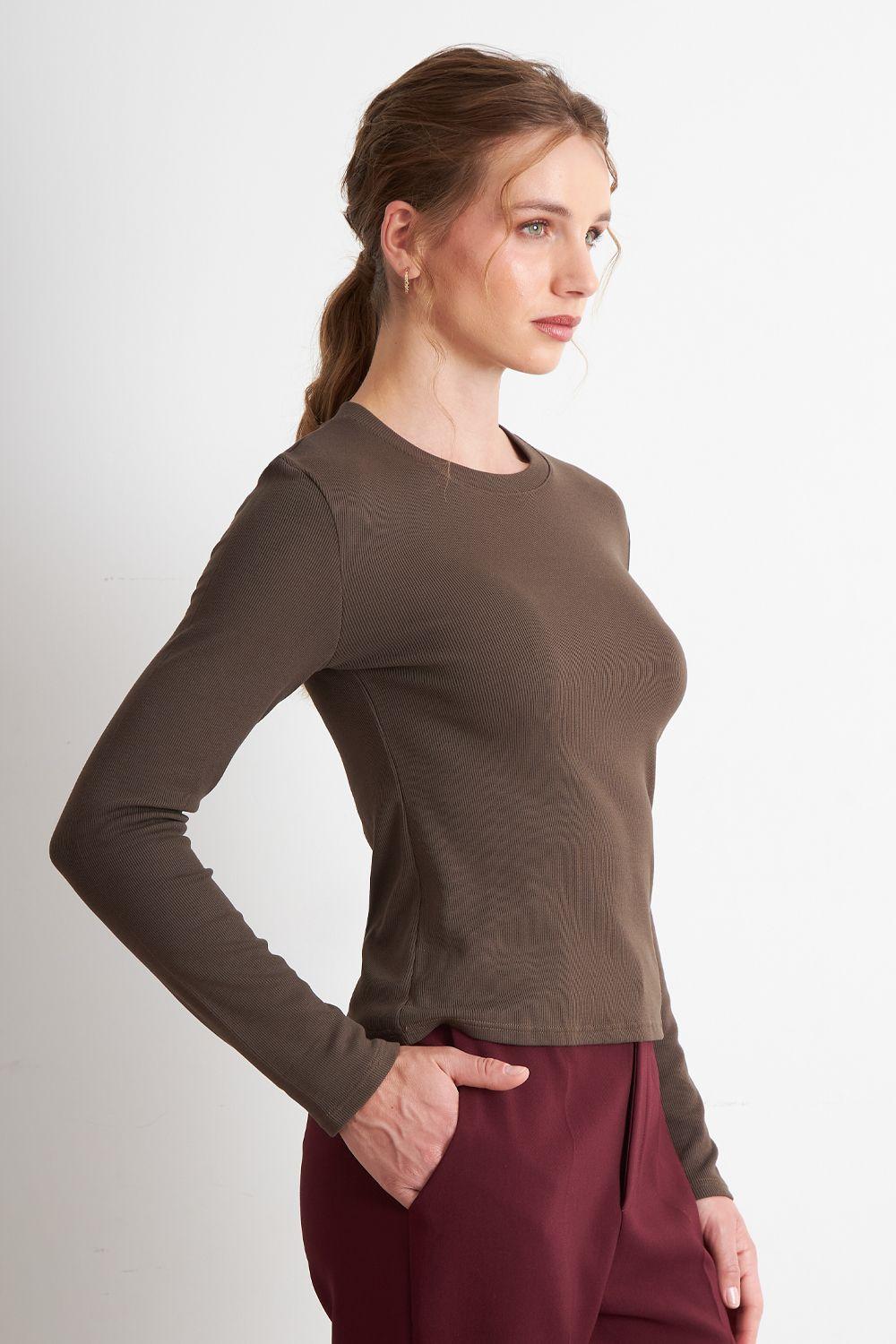 Polera Manga Larga Café Nicopoly-2