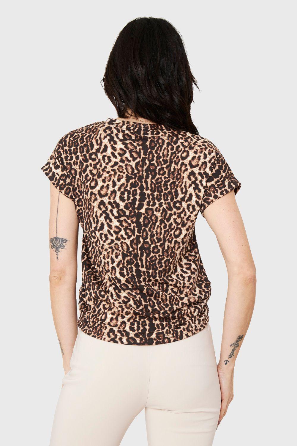Polera Nudo Animal Print Café Nicopoly-3