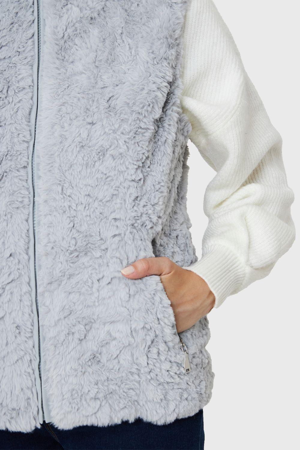 Chaqueta Peluda Sin Mangas Gris Nicopoly-5