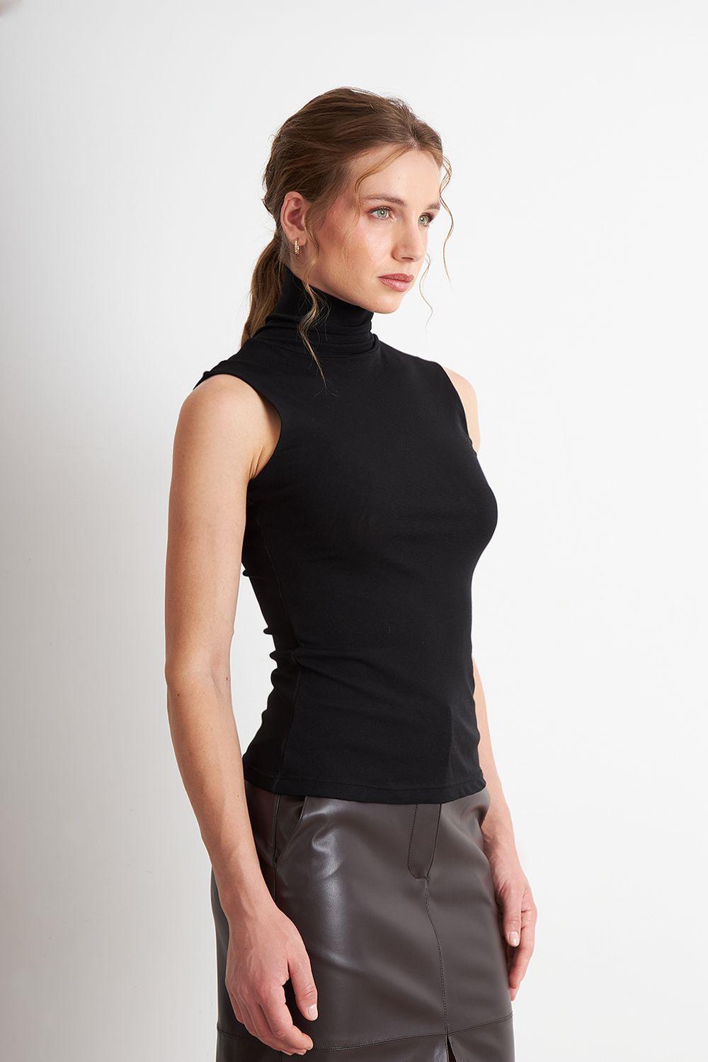 Polera Malla Cuello Alto Negro Nicopoly-2