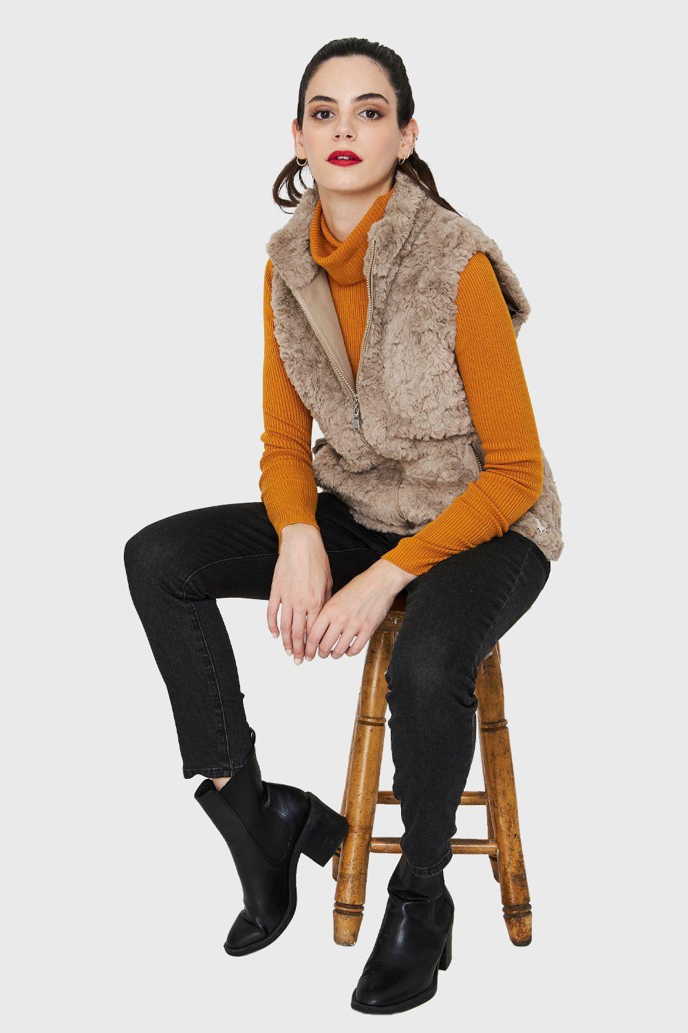Chaqueta Peluda Sin Mangas Khaki Nicopoly-1