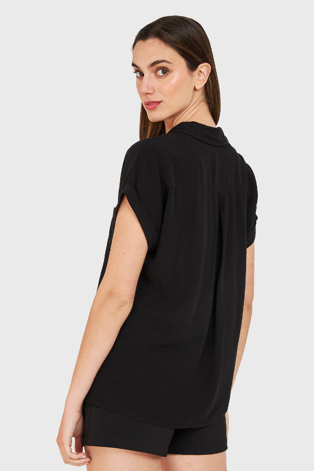 Camisa Manga Corta Con Dobladillo Negro Nicopoly-3