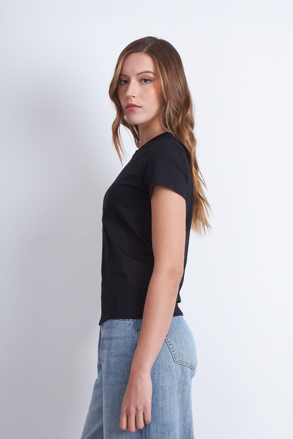 Polera Básica Cuello Redondo Negro Nicopoly-2