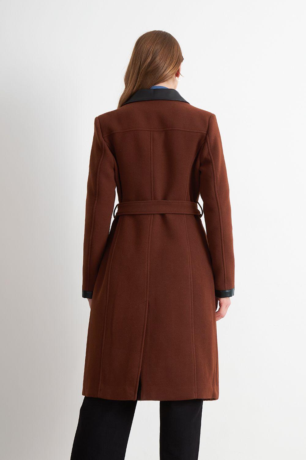 Abrigo Cuello Camisero Café Nicopoly-3