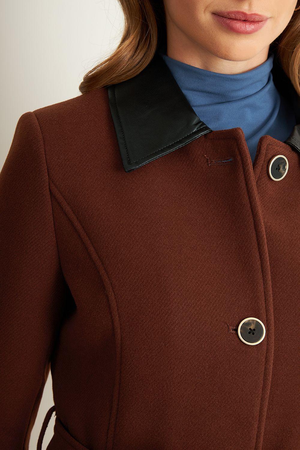 Abrigo Cuello Camisero Café Nicopoly-5
