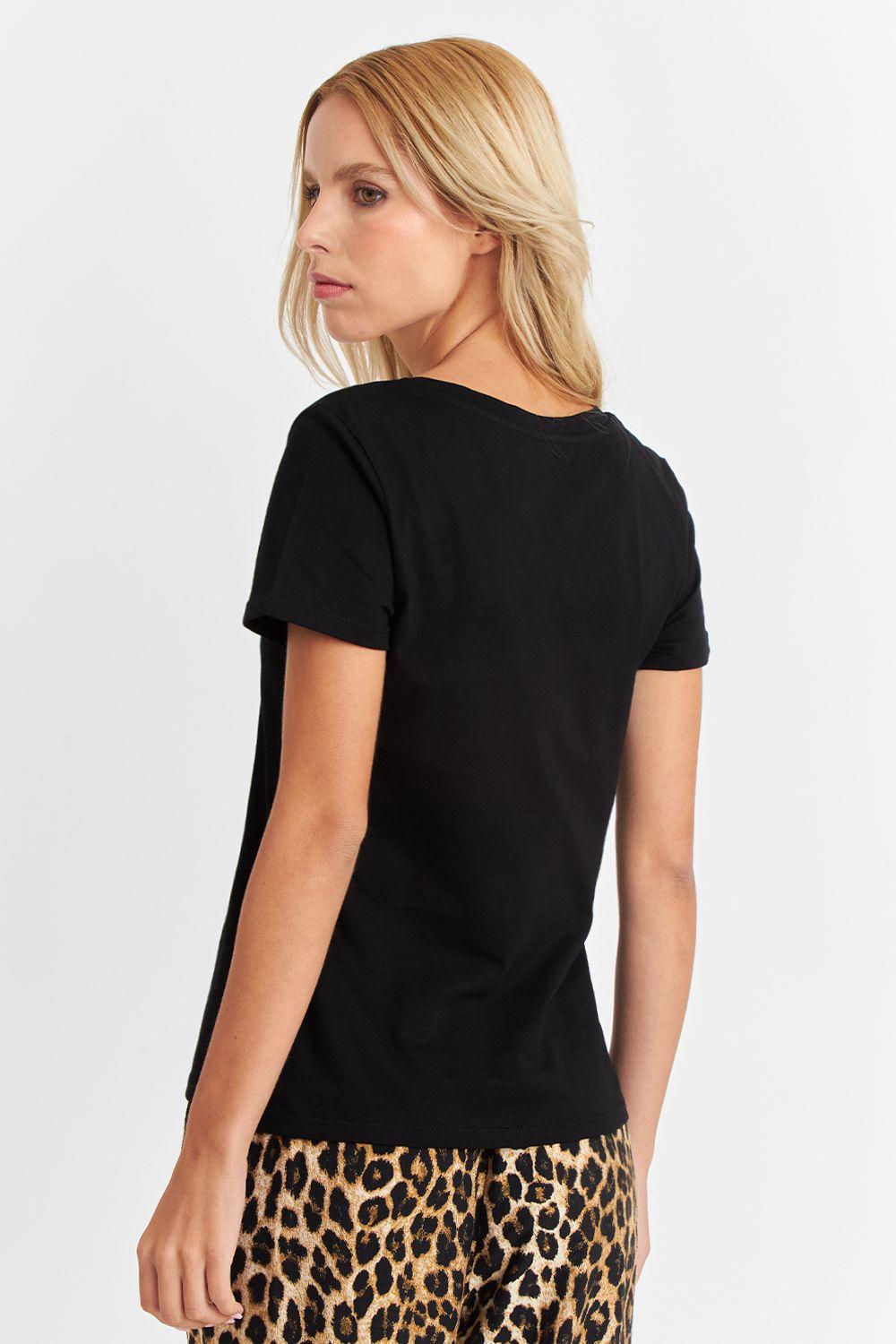 Polera Escote en V Básica Negro Nicopoly-3