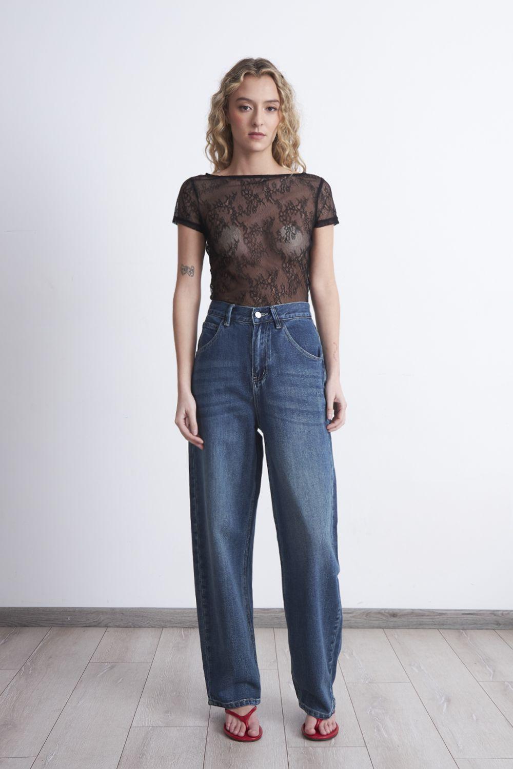 Polera transparente de Encaje Negro Nicopoly-1