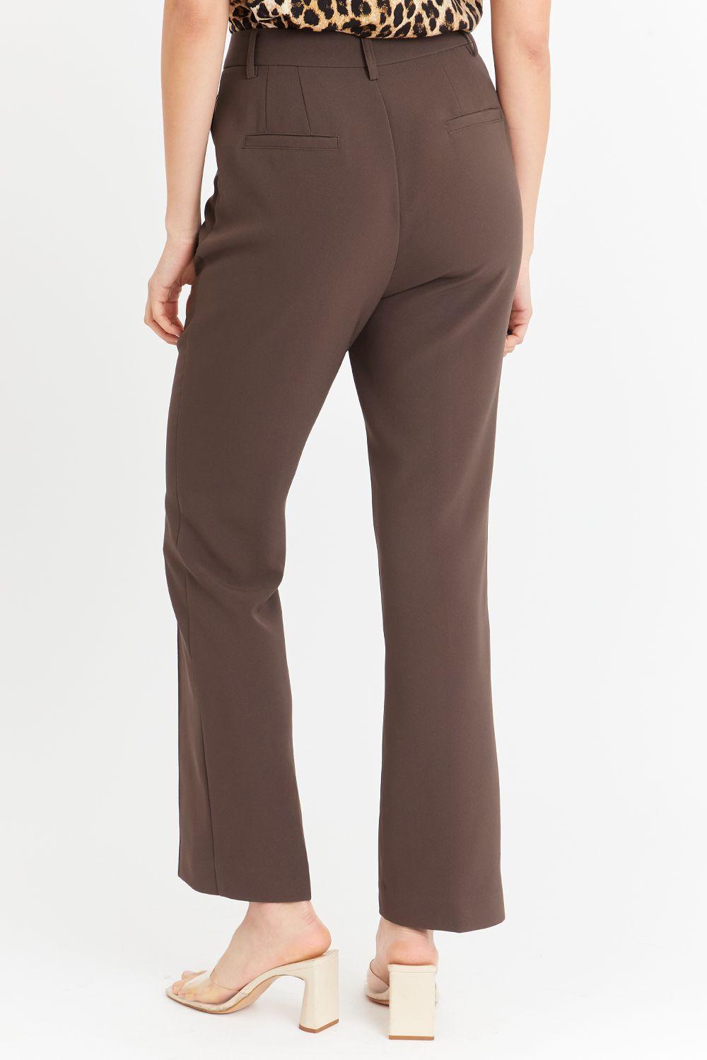 Pantalón Entallado Costuras Delanteras Café Nicopoly-3