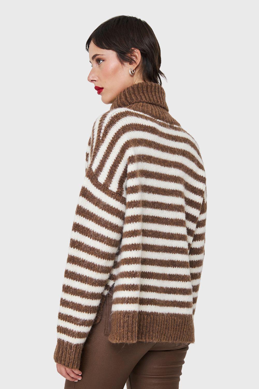 Sweater Holgado Rayado Cuello Alto Café Nicopoly-3