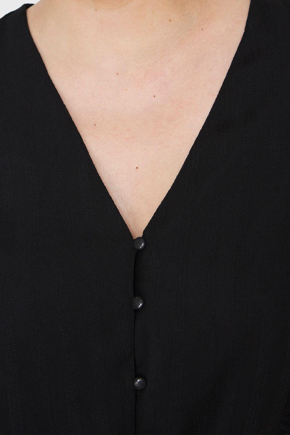 Blusa Nudo Detalle Encaje Negro Nicopoly-5