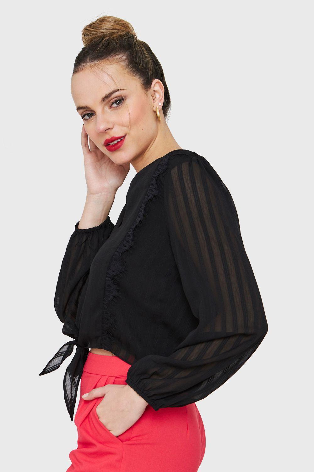 Blusa Nudo Detalle Encaje Negro Nicopoly-2