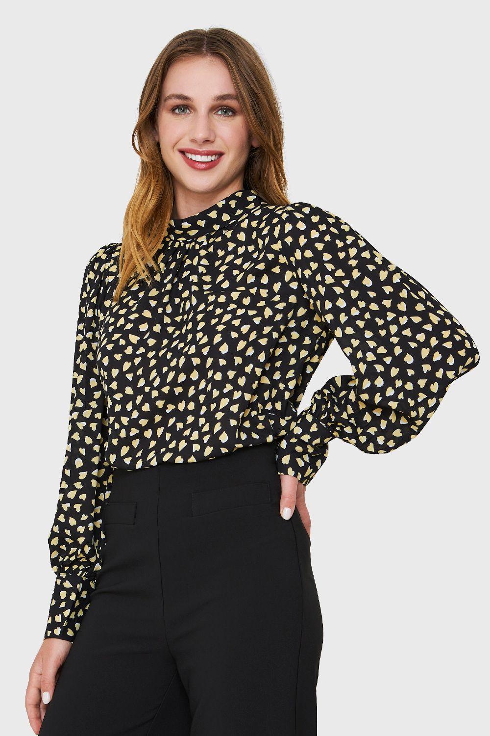 Blusa Corazones Negro Nicopoly-2
