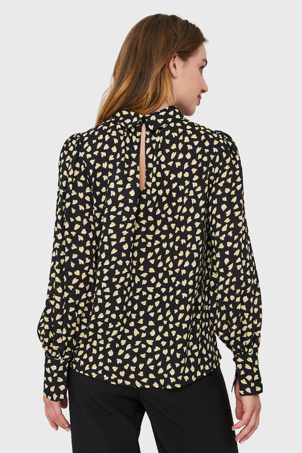 Blusa Corazones Negro Nicopoly-3