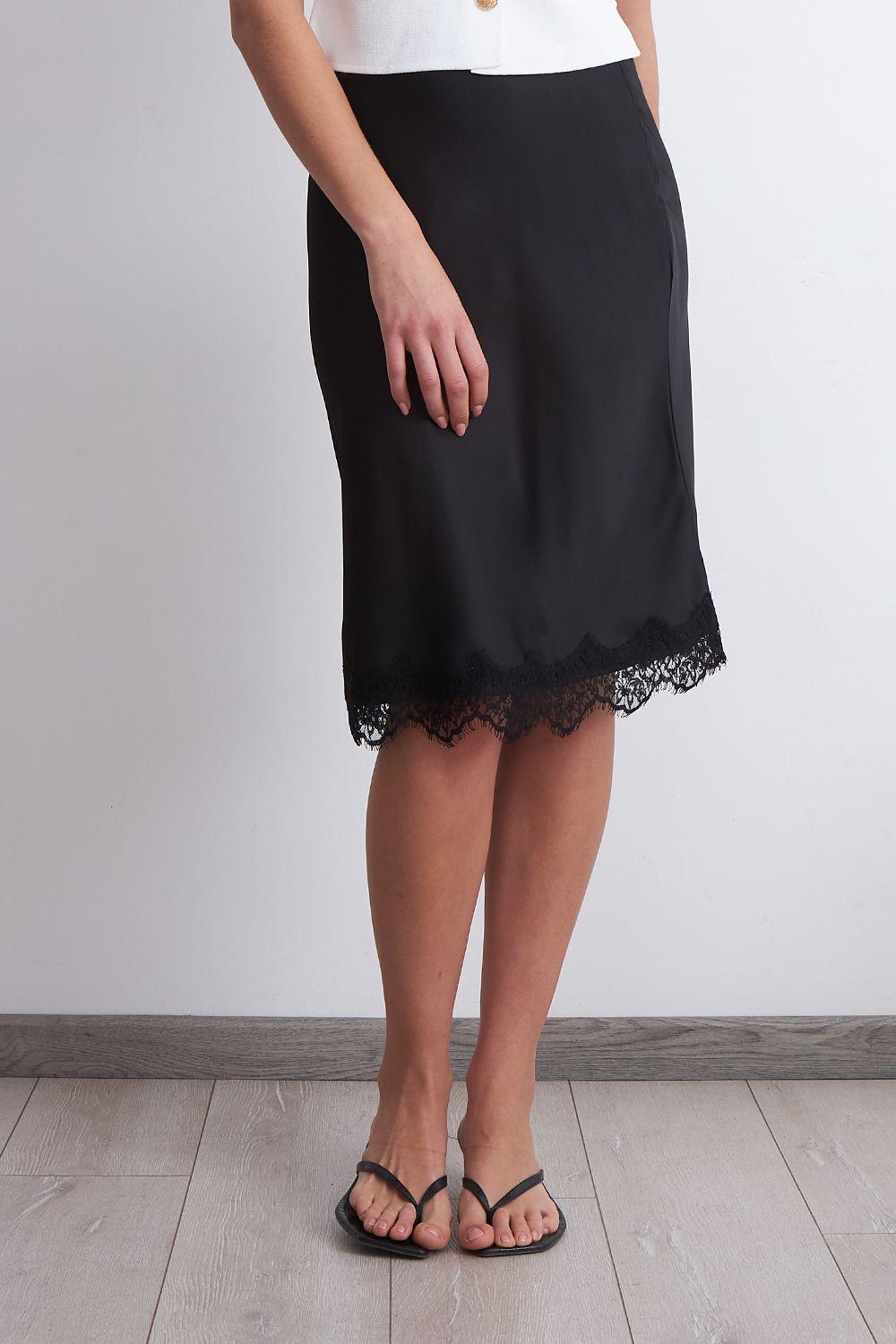Falda Midi Tipo Satín y Encaje Negro Nicopoly-0