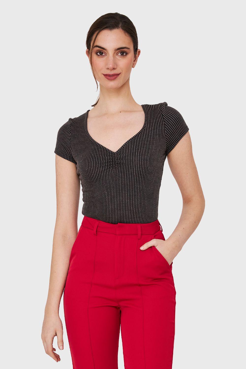 Body Texturizado Acanalado Negro Nicopoly-0