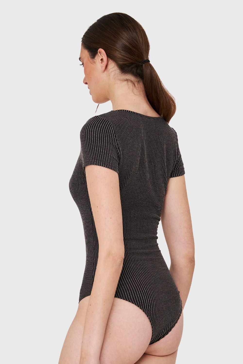 Body Texturizado Acanalado Negro Nicopoly-3