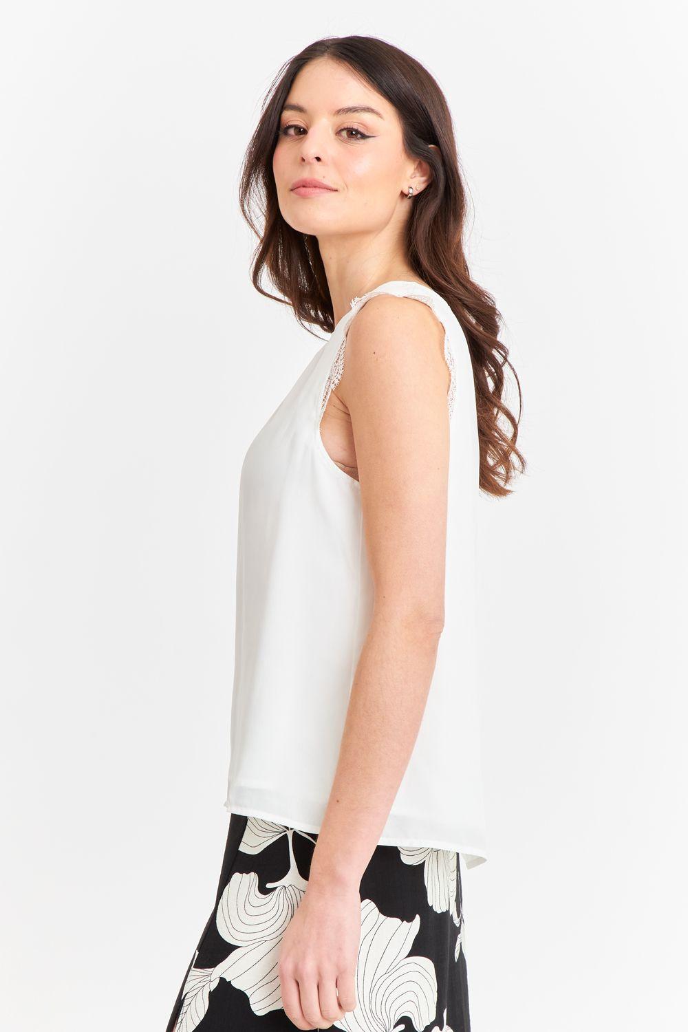 Blusa Encaje Hombros Blanco Nicopoly-2