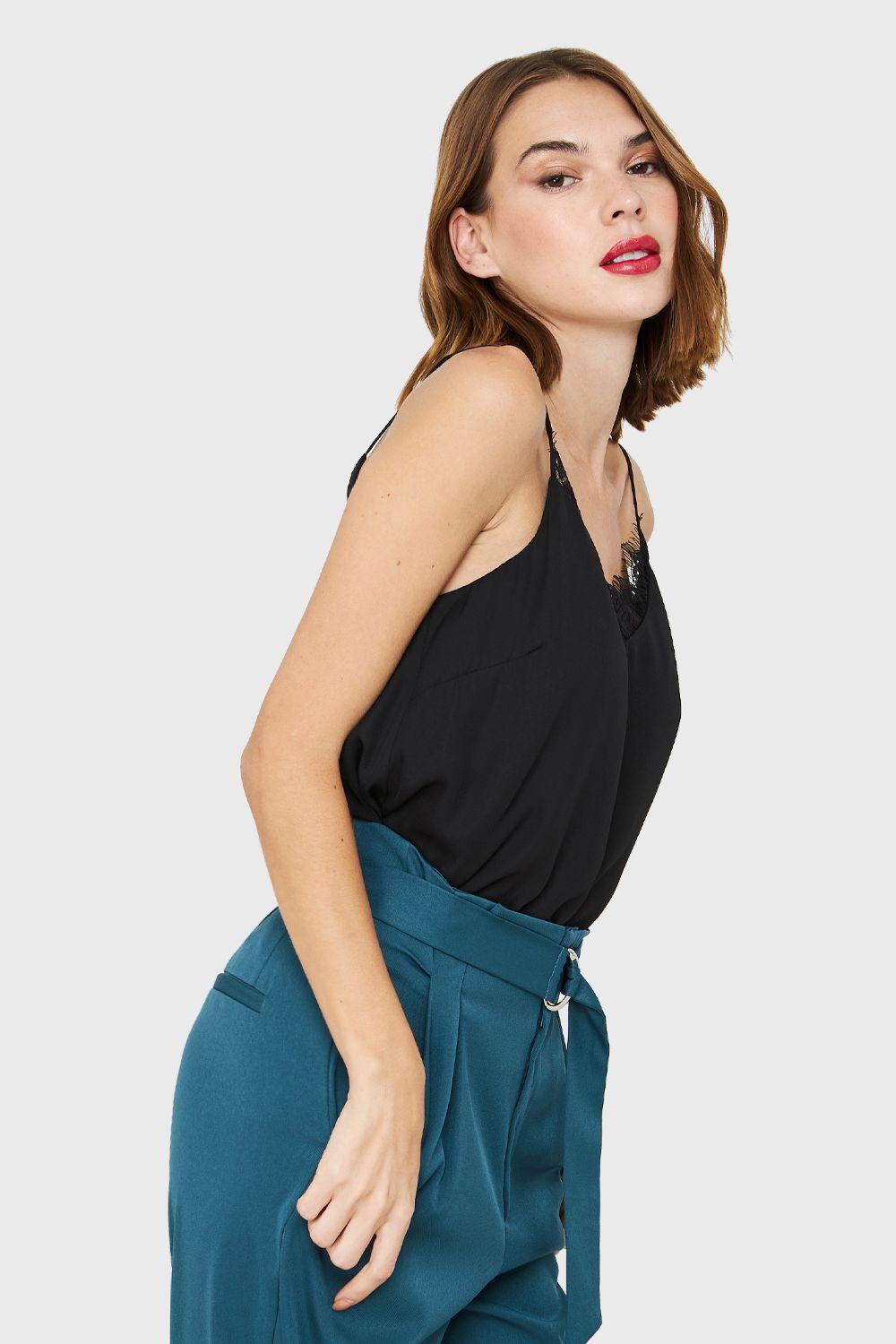 Top Pabilo Espalda Cruzada Negro Nicopoly-2