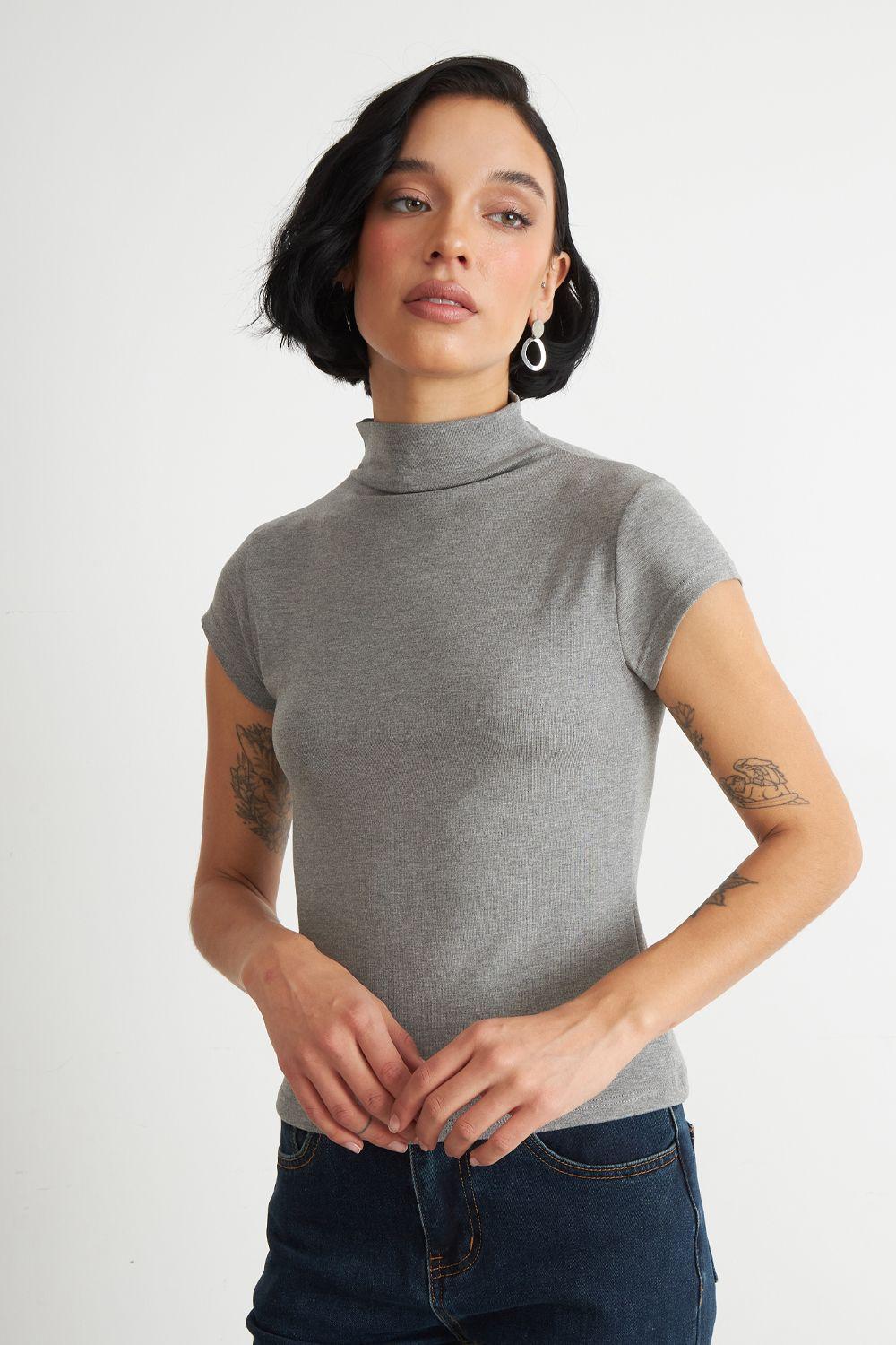 Polera Manga Corta Cuello Alto Gris Nicopoly-4