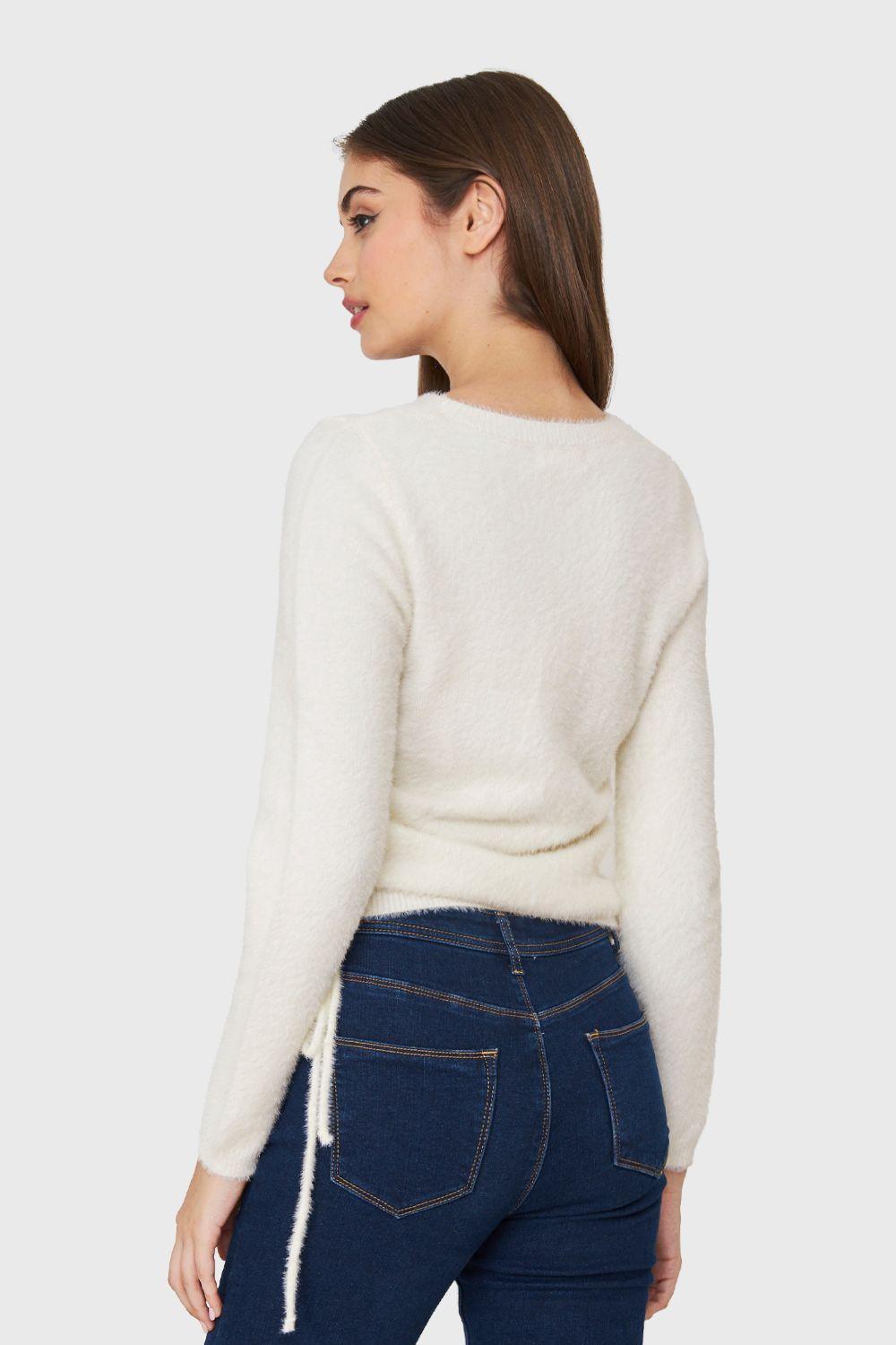 Sweater Peludo Recogido Lateral Blanco Nicopoly-3