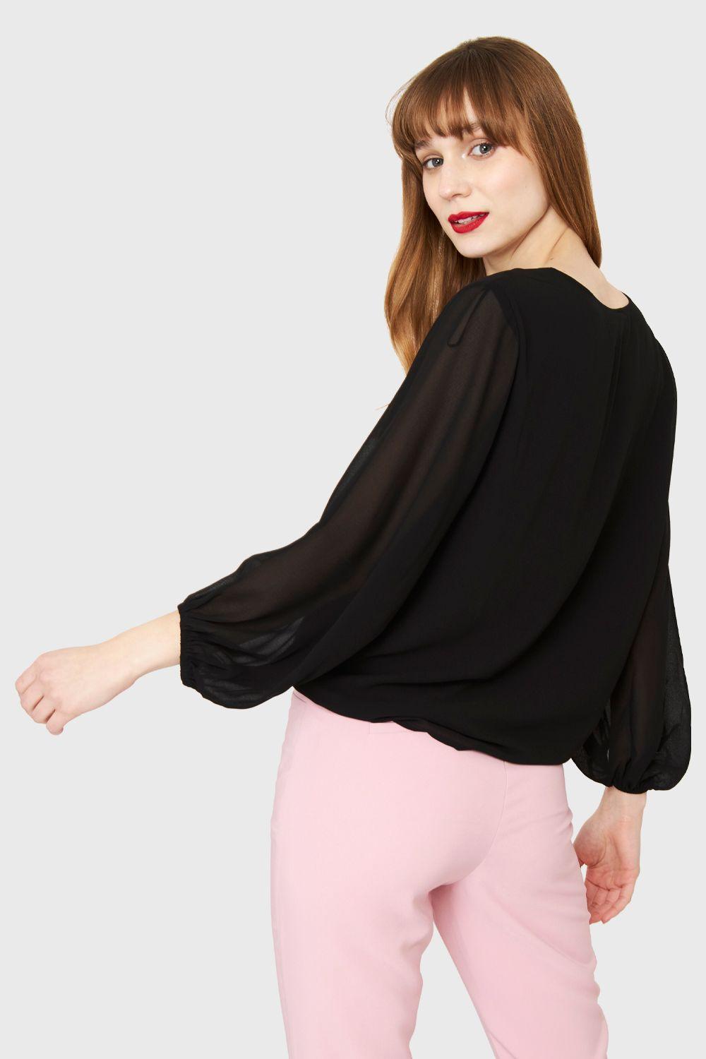 Blusa Básica Nudo Negro Nicopoly-3