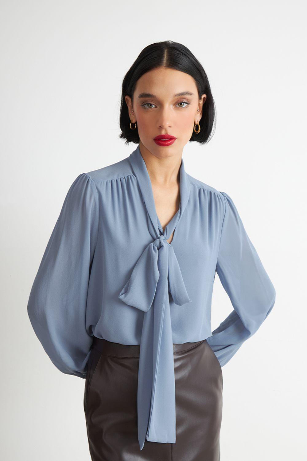 Blusa Manga Larga con Corbatín Celeste Nicopoly-4