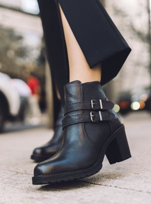 Imagen 2 del producto Botín Palm Silfo Cuero Negro