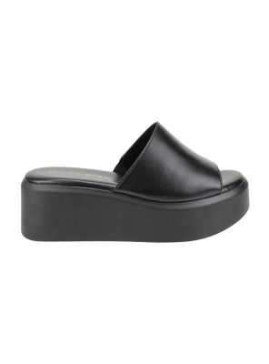 Sandalia New Walk Plataforma Delia Negra