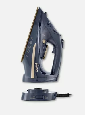 Imagen 1 del producto Plancha a vapor inalámbrica Oster® 2 en 1 con suela de cerámica GCSTCC5000