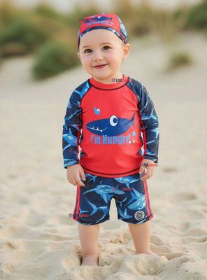 Imagen 1 del producto Traje de Baño Con Gorro Pantalón Corto Manga Larga 3 Piezas Corte Split Niño 1 a 5 años Red Whale