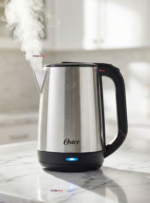 Imagen 1 del producto Hervidor Eléctrico Oster de 2 Litros de capacidad, BVSTKT674 Versión 2026