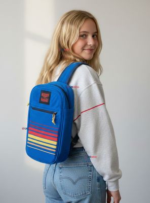 Imagen 1 del producto Soft Cooler Coleman Stranger Things™ de 6 Latas Bolso Mochila Color Azul
