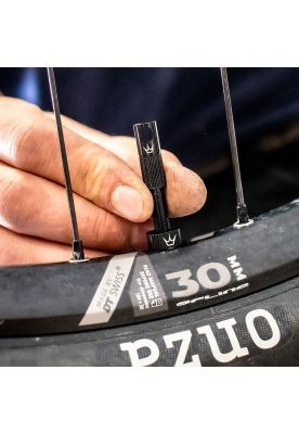 Imagen 2 del producto Valvula Tubular Chris King 42Mm Negro Peaty's