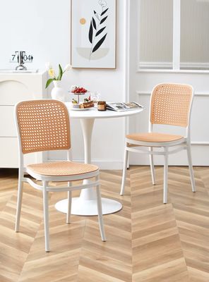 Imagen 2 del producto Silla Terraza Plástica Cairo Blanca/Beige