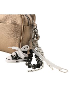 Imagen 2 del producto Charm Para Cartera Sneaker Negro Humana