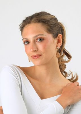 Imagen 2 del producto Aros Medianos Brenda Dorado Humana