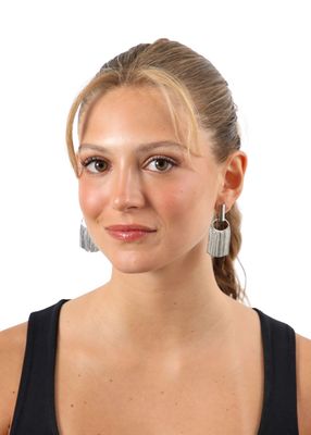 Imagen 2 del producto Aros Largo Jackie Plateado Humana