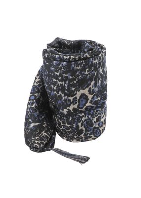 Pañuelo Estampado Alamo Negro Humana