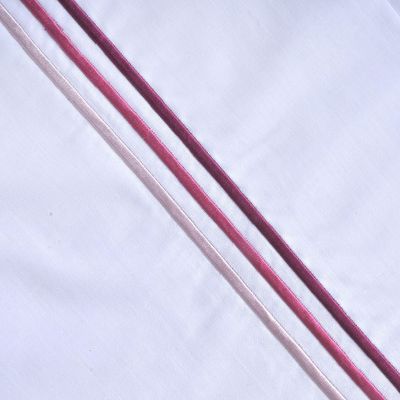 Imagen 2 del producto Sábana Bordada. 144 Hilos 1.5 P Line Rosado