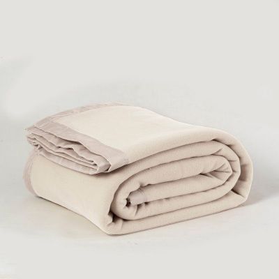 Imagen 1 del producto Frazada Polar Borde Satin Hotel K Crudo