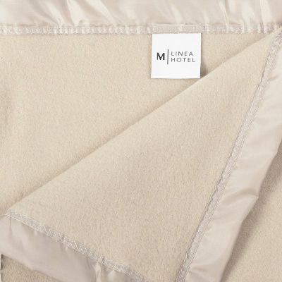 Imagen 2 del producto Frazada Polar Borde Satin Hotel K Crudo