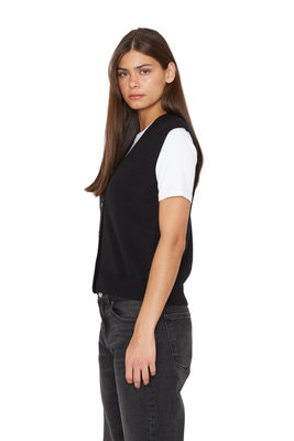 Imagen 2 del producto Chaleco Vale negro Jacinta Tienda