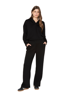 Buzo Sole negro Jacinta Tienda