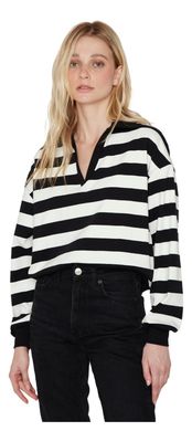 Imagen 2 del producto Polerón Liverpool Negro Jacinta Tienda