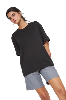 Imagen 2 del producto Polera Jacinta Pima Oversize negra Jacinta Tienda
