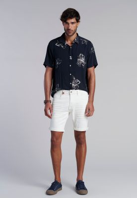 Imagen 2 del producto Bermuda Elyria Fj Ecru