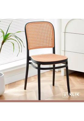 Imagen 2 del producto Pack de 4 Sillas Lombardía de Polipropileno - Negra