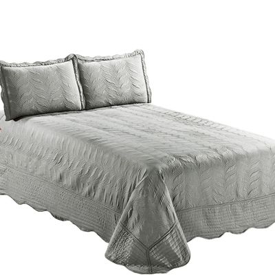 Quilt Bordado 2 Plazas Versailles Gris