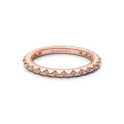 Anillo en Rose Pandora Me Piramides